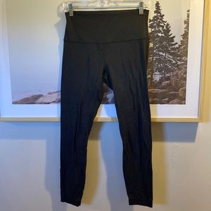 Black speckled Lululemon Align 25” size 8
